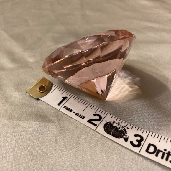 Pink Gem Jewel Diamond Faceted Glass Paperweight with Box (faded) 2.5” x 2” VGUC - Picture 12 of 14